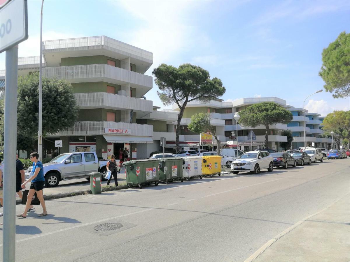 Condominio Moschettieri Bibione Kültér fotó